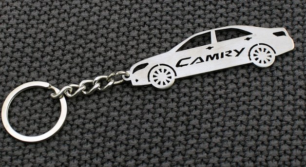 брелок camry