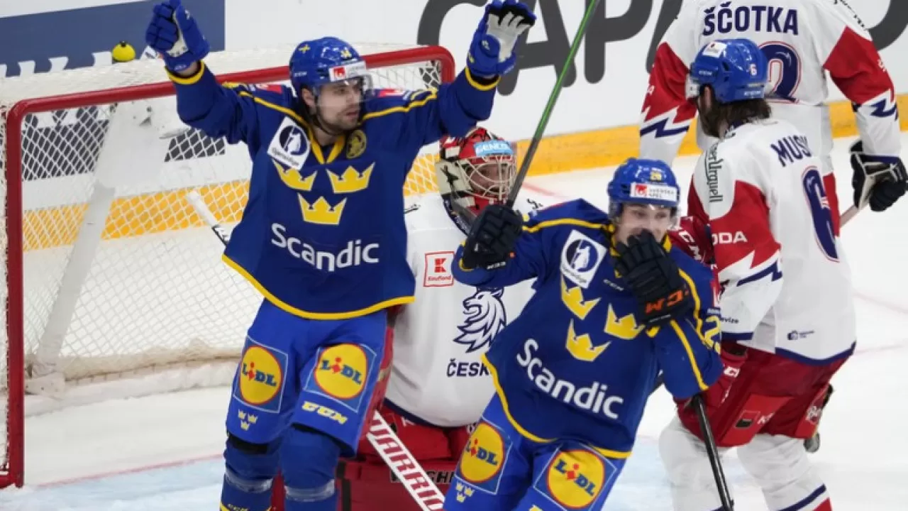 Чехия швеция какой счет. Кубок первого канала 2022 хоккей. Sweden Czech Republic Hockey. Швеция Чехия счет.