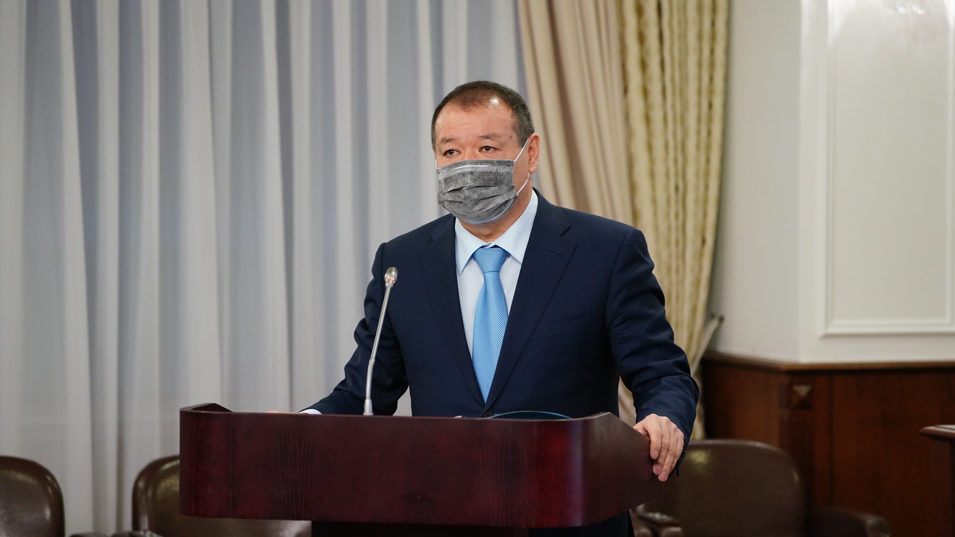 Министр индустрии рк. Министр индустрии рк. Атамкулов ерлан думшебаевич. Каирбек ускенбаев. Министр ускенбаев казахстан.