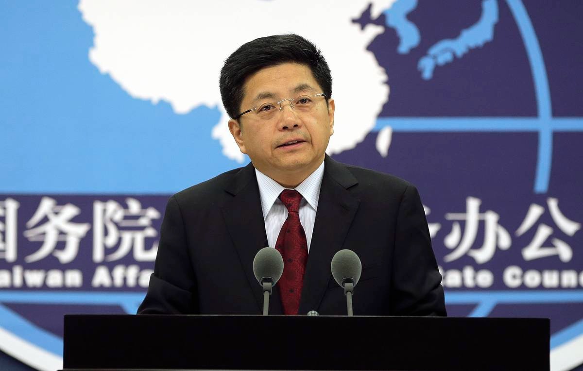 тасс кнр. зеленский и си цзиньпин. президент китая 2022. си цзиньпин переизбран генсеком компартии китая. тасс кнр.