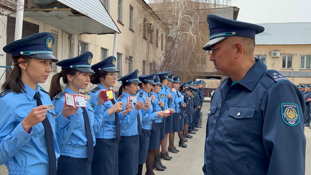 Желіде мұғалім мен оқушы бейнеленген порнографиялық бейнені қараңыз. Ханшайым Ольга секс