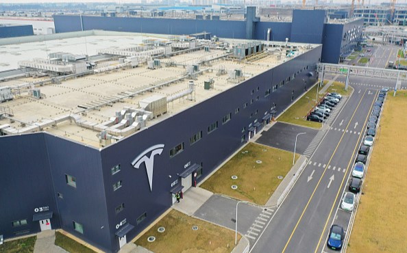 Tesla построит второе предприятие в Шанхае