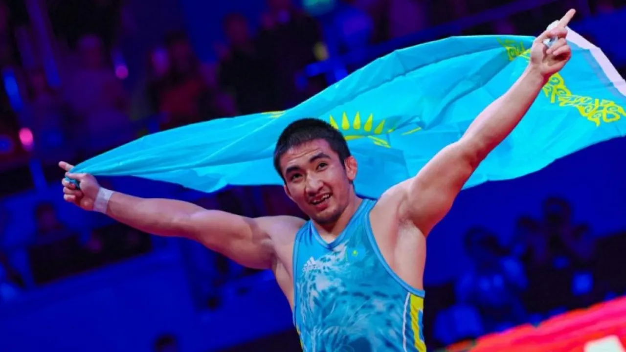 Порно грузин әйеліне тыңшылық жасады