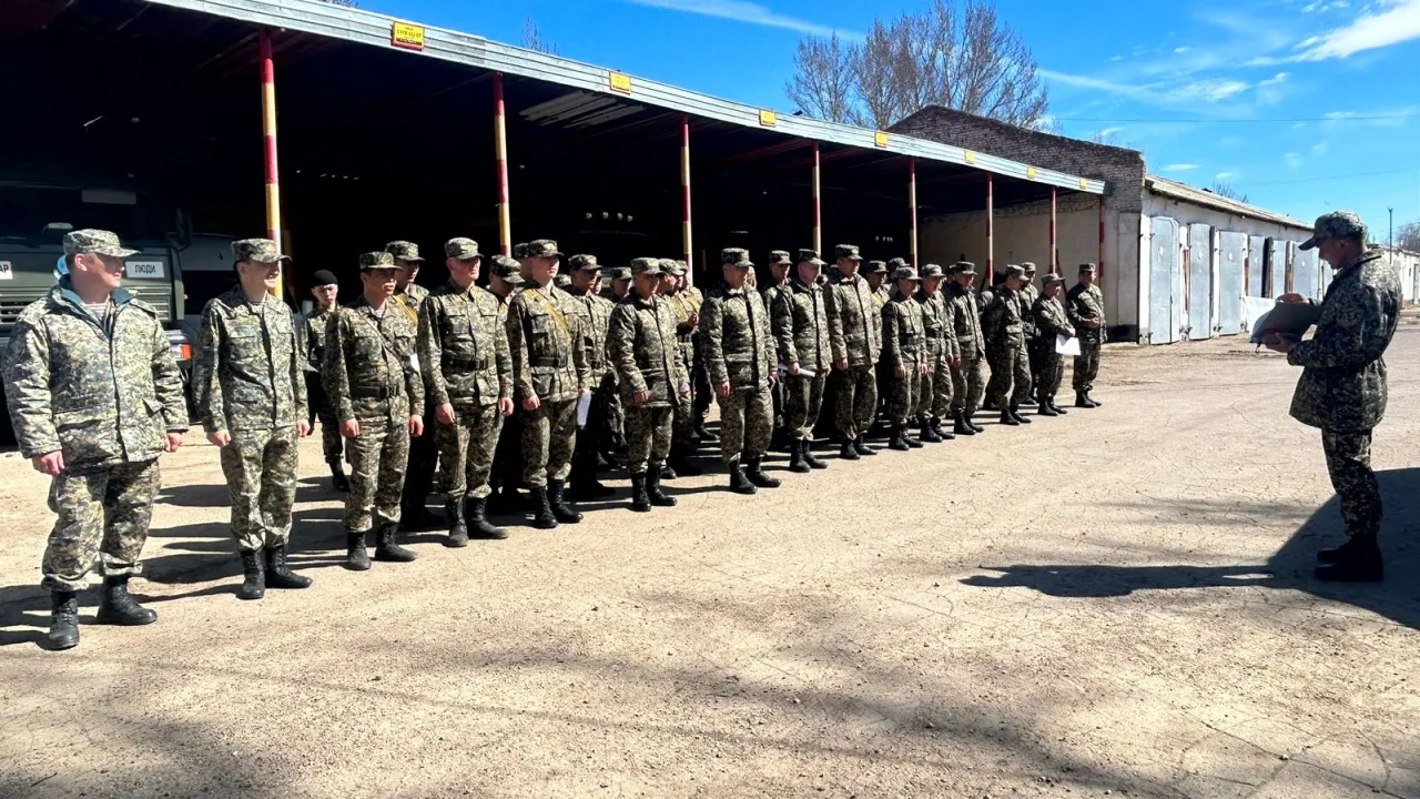 150 километровый марш на военной технике – непростая задача