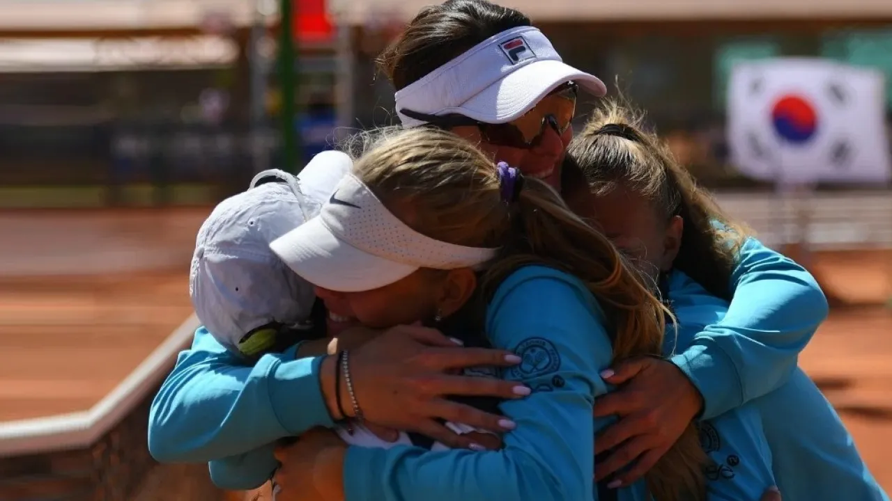 Бритни Спирс және аяқ фетиші Жастардың порно істері