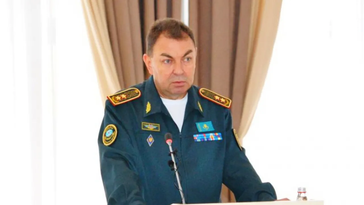 Министр мчс казахстана. Министр чс рк. Зам министра мчс. Министр чс рк. Министр чс рк.
