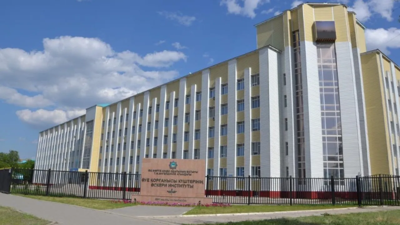 Жетілген лесбиянка порно онлайн көру