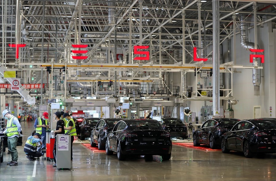 Автомобили Tesla китайского производства впервые экспортируются в Южную Корею Автомобили Tesla китайского производства впервые экспортируются в Южную Корею