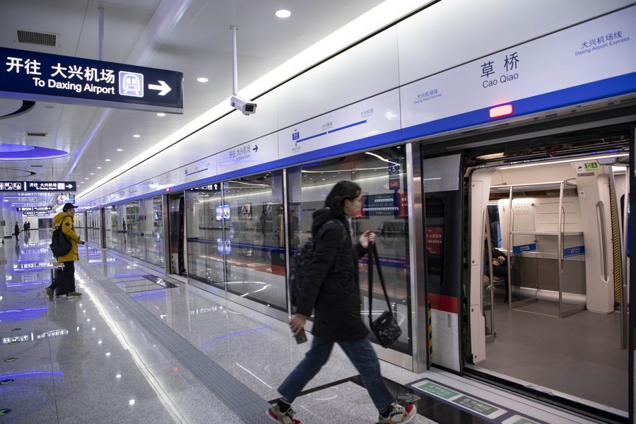 Пекин дасин. Новый аэропорт пекина. Пекинский международный аэропорт дасин. Пересадка в пекин дасин. Пересадка в пекин дасин.