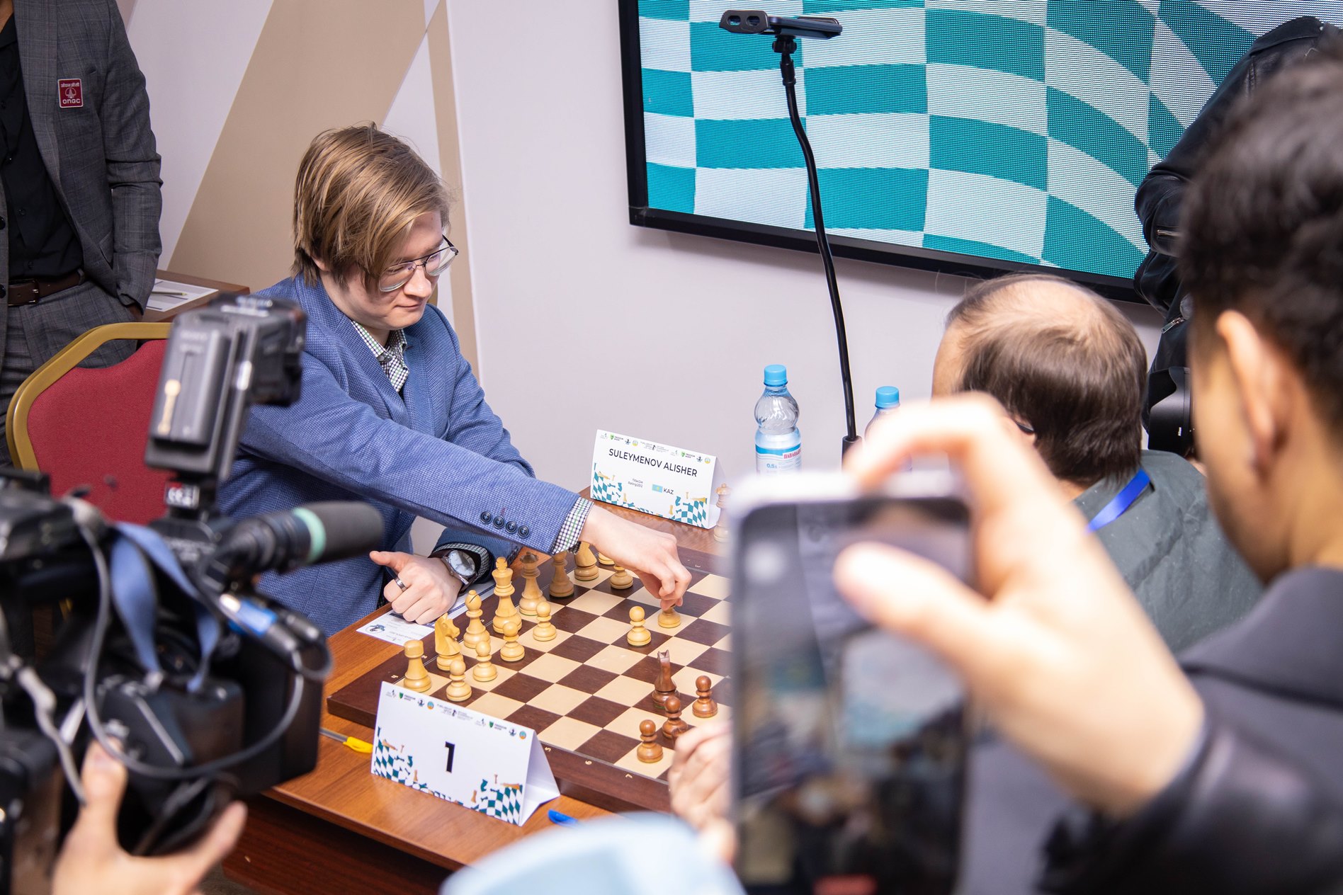 Победитель чемпиона мира по шахматам играет в «Pavlodar OPEN-2023»
