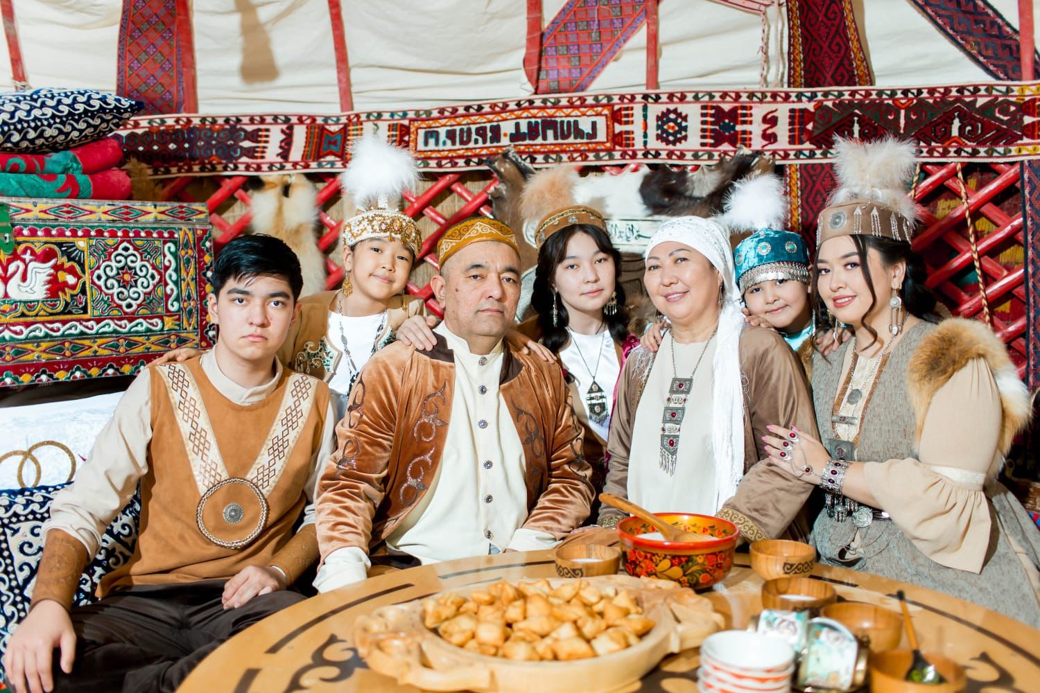 Тәжірибелі ханым және Тәжірибелі ханым және