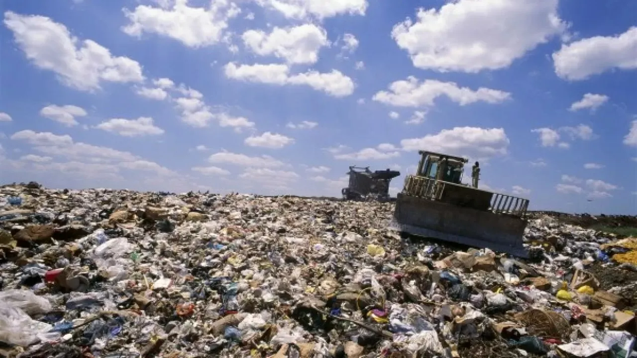 Организация утилизации бытовых отходов. Утилизация отходов производства. Утилизация твердых отходов. Переработка промышленных отходов. Памятка правила раздельного сбора мусора.