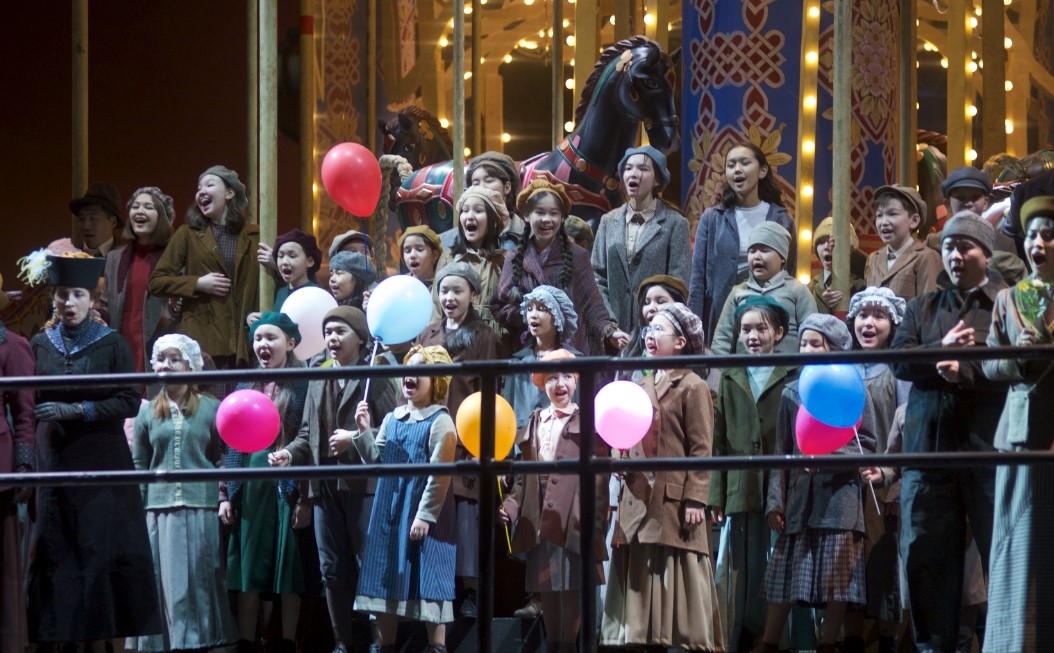 Артынан ауызша секс