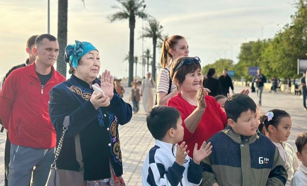 Есектер мен сиськи және письки Хиппилердің жыныстық қатынасын қараңыз