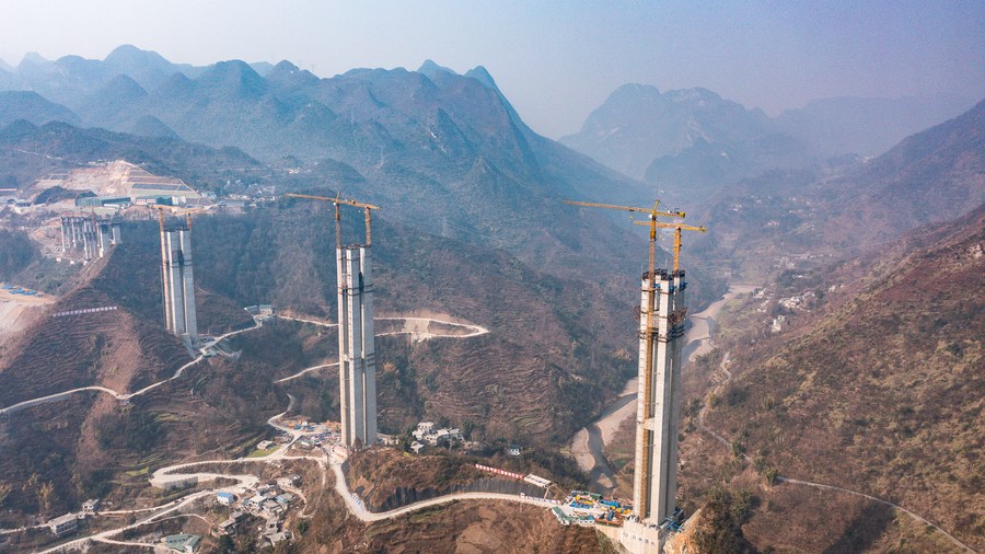 мораль полицейский семіз қызды