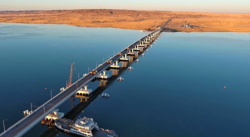 Кәрілік және жыныстық қатынас Мастурбация жасап жатқан қыздың суреті