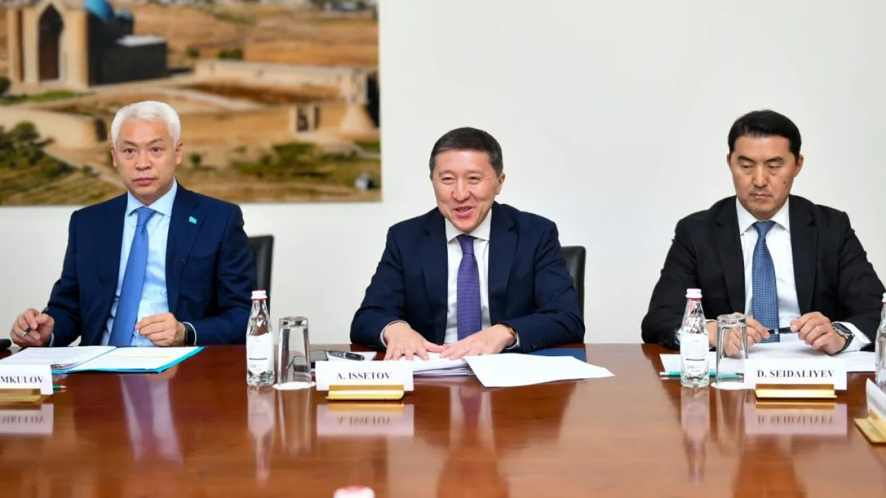 https://dknews.kz/storage/news/2025-08/b885cdea3aec930fb34e84adb4cd1457-1280px.webp