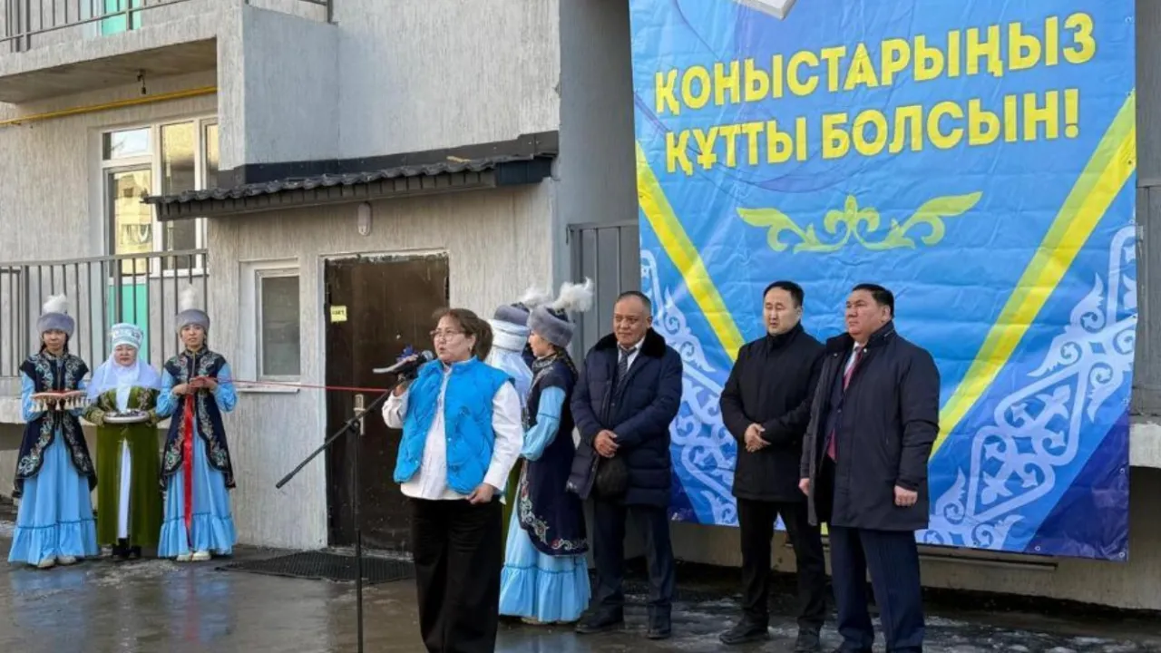 Челябинскіде ерлі-зайыптылар жыныстық қатынас үшін ерлі-зайыптыларды іздейді.